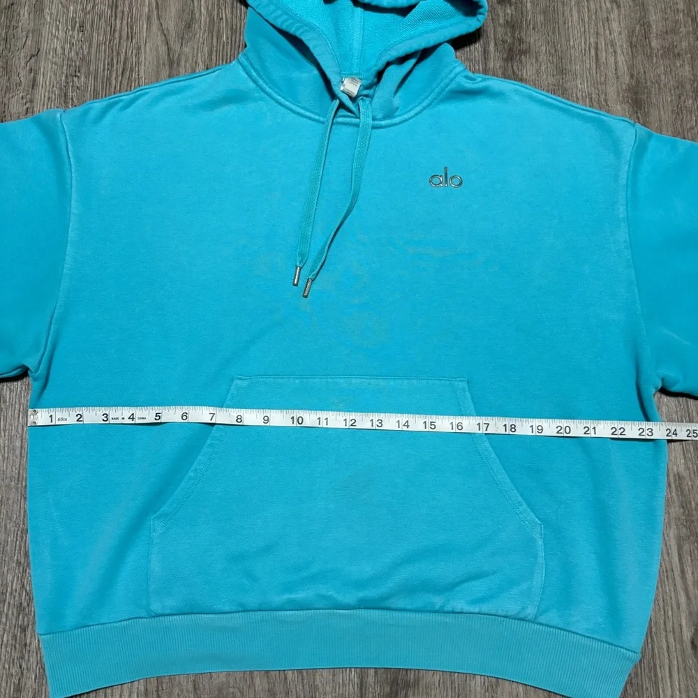 ALO Yoga Woman’s Oversized Blue Pullover Hoodie Size M - Picture 7 of 9